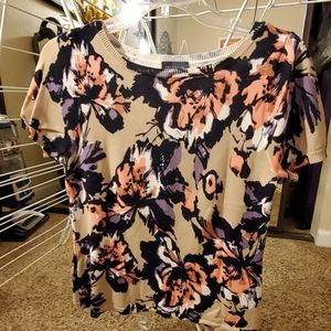 Floral short sleeve sweater